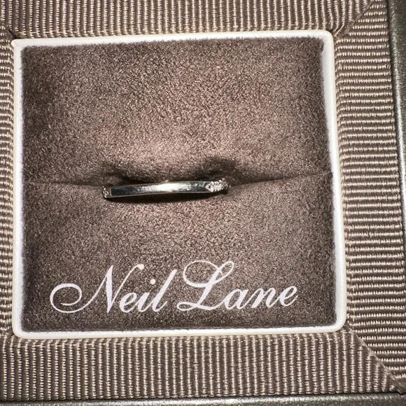 Neil Lane Silver Diamond Ring - Picture 4 of 6